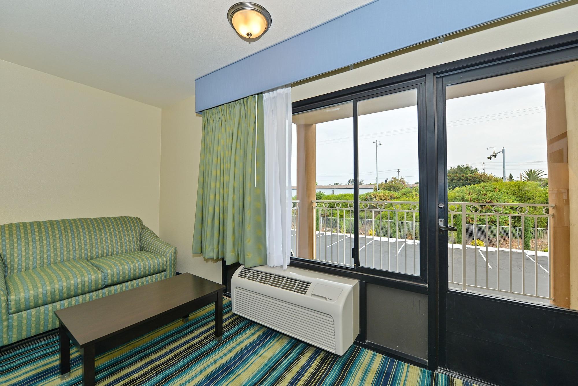 Super 8 By Wyndham Vallejo/Napa Valley Ngoại thất bức ảnh