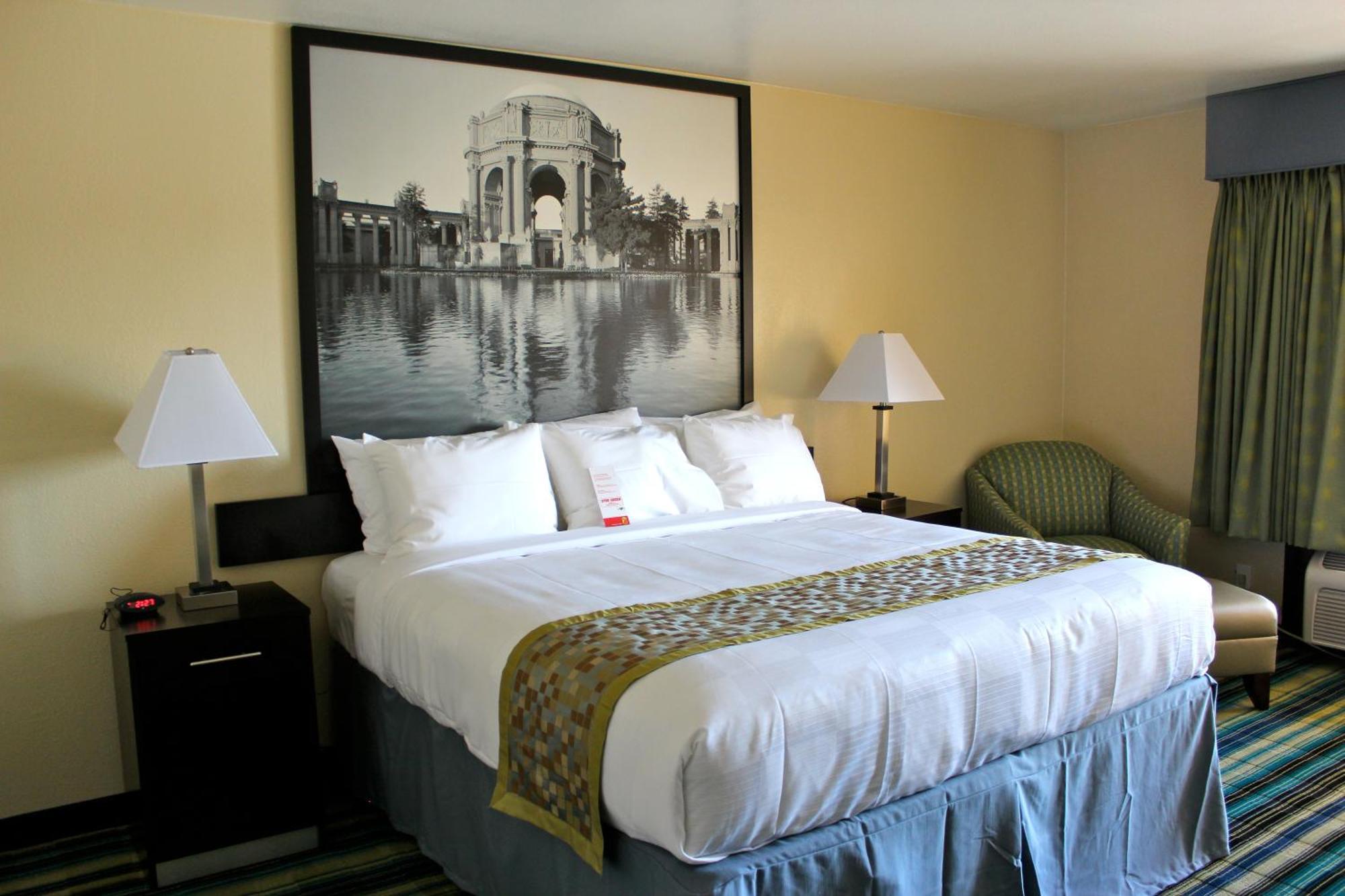 Super 8 By Wyndham Vallejo/Napa Valley Phòng bức ảnh