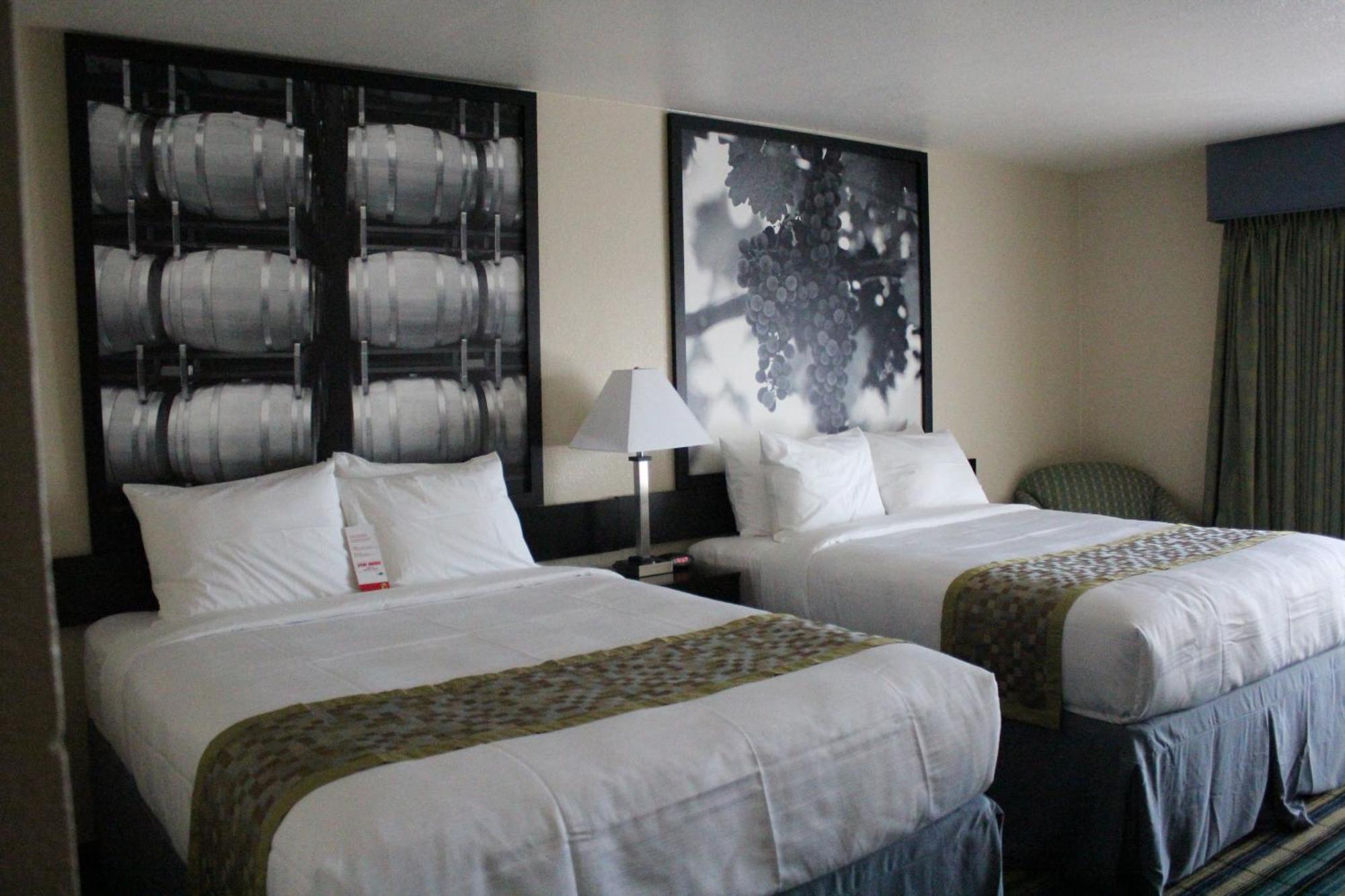 Super 8 By Wyndham Vallejo/Napa Valley Ngoại thất bức ảnh